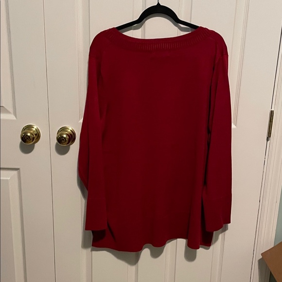 Cable & Gauge Rich Red V-Neck Tunic Sweater - Picture 5 of 6